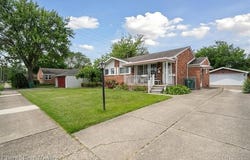 939 Deering Street, Garden City, MI 48135