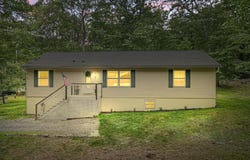 2236 Eagle Path, Bushkill, PA 18324