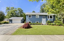 3412 Crescent Avenue, Gurnee, IL 60031