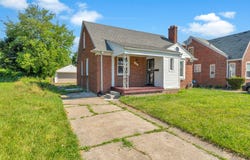 11409 College Street, Detroit, MI 48205
