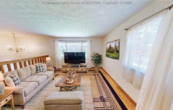6 Atha Road, West Hamlin, WV 25571