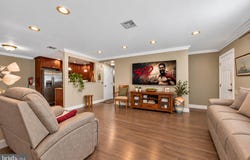 174-A PORTLAND Lane, MONROE TOWNSHIP, NJ 08831
