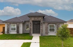 3190 Ethel Dr, Eagle Pass, TX 78852