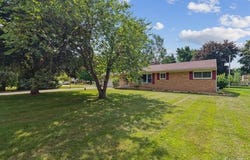 9766 Betty Drive, Brighton, MI 48116