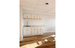 7543 Broadview Road, Seven Hills, OH 44131