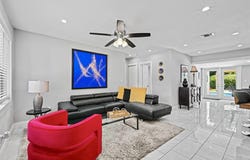 28 NE 26th St, Wilton Manors, FL 33305
