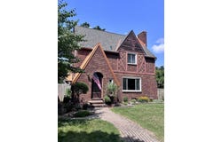 301 Michigan Avenue, Sturgis, MI 49091