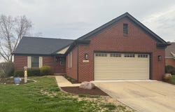 2902 Greystone Place, Champaign, IL 61822