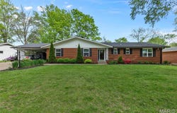 1823 Westridge Drive, Cape Girardeau, MO 63701