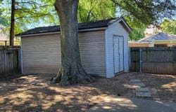 724 Three Oaks Drive, Midwest City, OK 73130