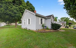 412 Monroe Street, Waterloo, IL 62298
