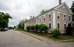23 Mount Vernon Street, Somersworth, NH 03878