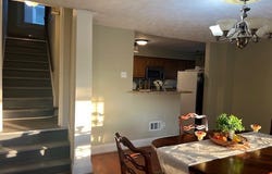5582 Pocusset St, Squirrel Hill, PA 15217