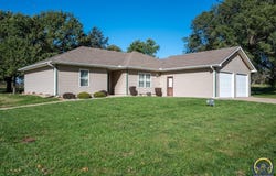 25 Walnut ST, Reading, KS 66868
