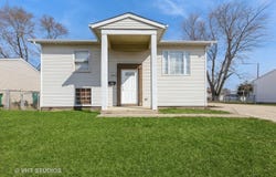 204 Healy Avenue, Romeoville, IL 60446