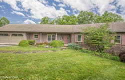 103 Farmington Place, Clinton, TN 37716