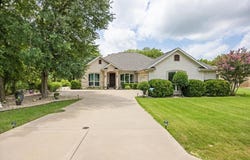 1809 Rockview Drive, Granbury, TX 76049