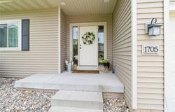 1705 Court Street, Adel, IA 50003