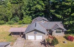 93845 UPPER LOOP Rd, CoosBay, OR 97420