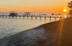 5300 Blk Soundside Dr, Gulf Breeze, FL 32563