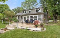 9708 Oakland Drive, Portage, MI 49024