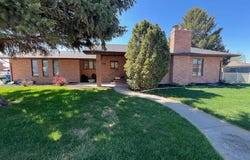 712 Elmwood Drive, Ogallala, NE 69153