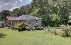 3854 Davis Street, Suwanee, GA 30024