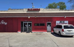 4007 Broadway, Gary, IN 46409
