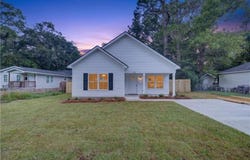 1126 E 56th Street, Savannah, GA 31404