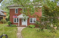 241 N College Street, Newcomerstown, OH 43832