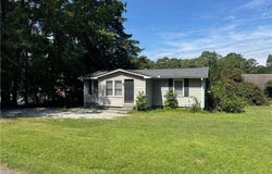 6261 Pinegrove, Riverdale, GA 30274