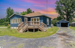 7388 W Esmond Road, Hale, MI 48739