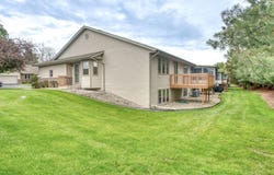 1037 Country Gardens NW, Grand Rapids, MI 49534