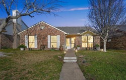 824 Bailey Drive, Cedar Hill, TX 75104