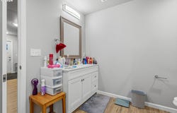 1907 WILLOW St, SweetHome, OR 97386