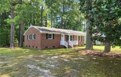 201  Harrison St, Franklin, VA 23851