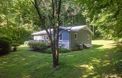 790 Thompson Road, Saluda, NC 28773