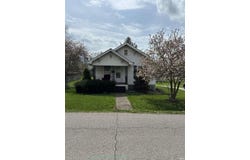 205 E Arthur Street, Salem, IN 47167