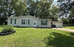 201 Orchard Street, Morocco, IN 47963
