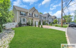 161 Metuchen Avenue, Woodbridge Proper, NJ 07095