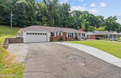 1301 Dogwood Drive, Kingston, TN 37763