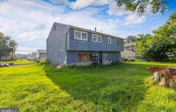 226 MARDALE Drive, SOMERDALE, NJ 08083
