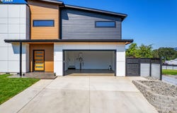 3854 May ST, Hood River, OR 97031