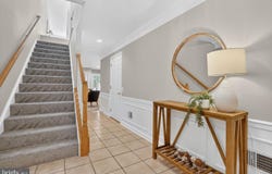 8227 SINGLELEAF LN, LORTON, VA 22079