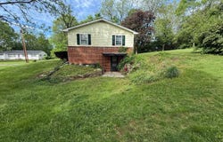 55 FULKS TERRACE, MARTINSBURG, WV 25405