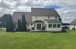 1043 Clubhouse Drive, Lake Isabella, MI 48893