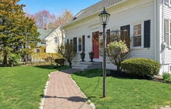 92 Central St, Georgetown, MA 01833