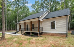 21 Holman Mill Ct, Farmville, VA 23901