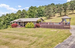 72 Blevins Lane, Vanceburg, KY 41179