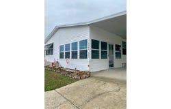 5806 Naples Dr, Zephyrhills, FL 33540